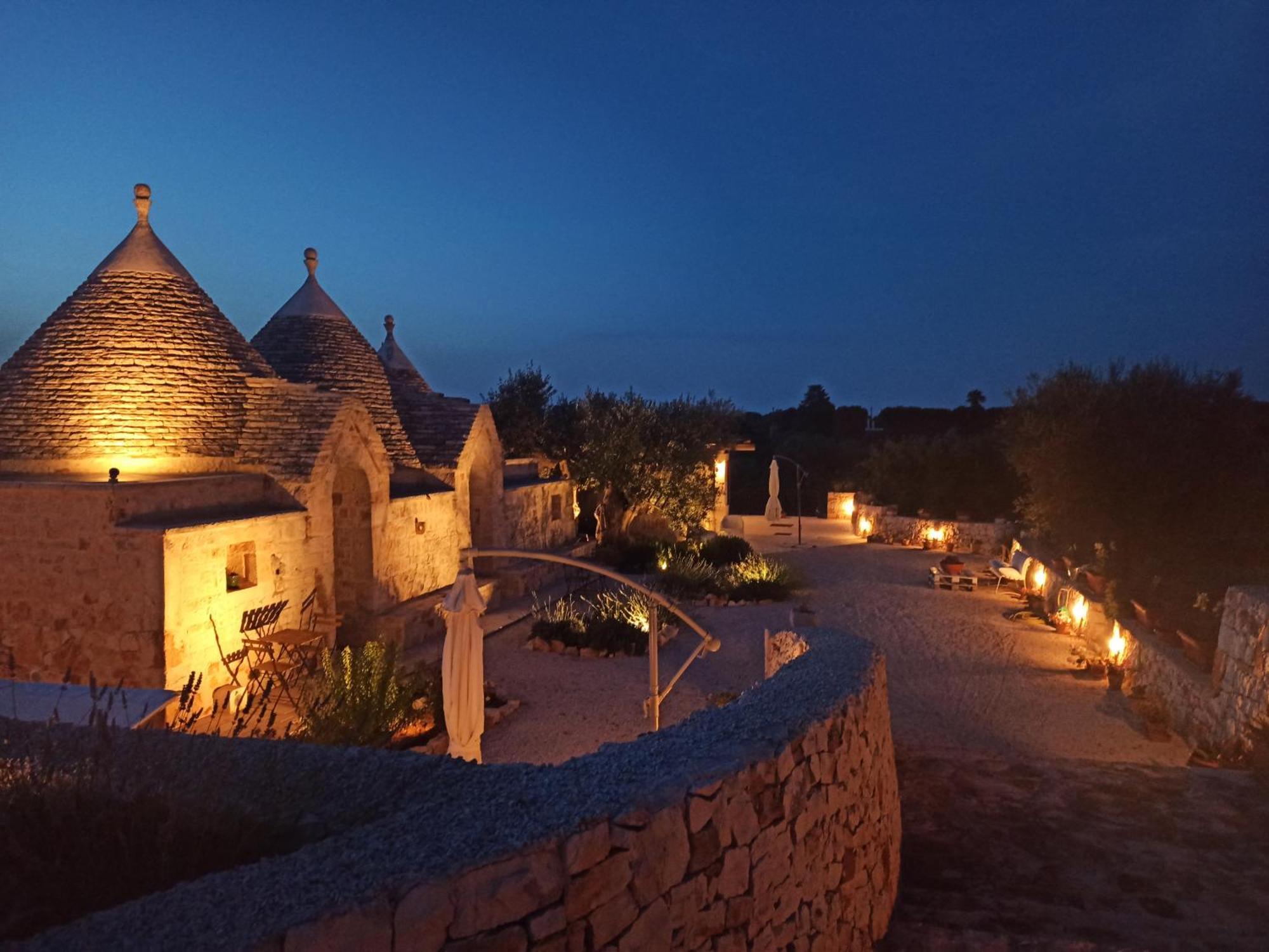 Trulli Don Pietro Guest House Castellana Grotte Exterior photo